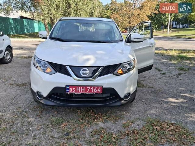 Белый Ниссан Rogue Sport, объемом двигателя 2 л и пробегом 155 тыс. км за 15500 $, фото 9 на Automoto.ua