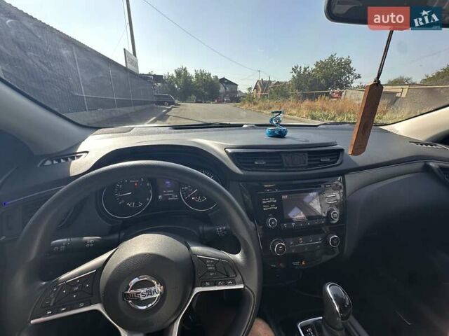 Белый Ниссан Rogue Sport, объемом двигателя 2 л и пробегом 91 тыс. км за 14500 $, фото 20 на Automoto.ua