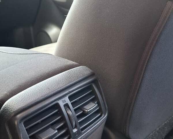 Белый Ниссан Rogue Sport, объемом двигателя 2 л и пробегом 155 тыс. км за 15500 $, фото 1 на Automoto.ua