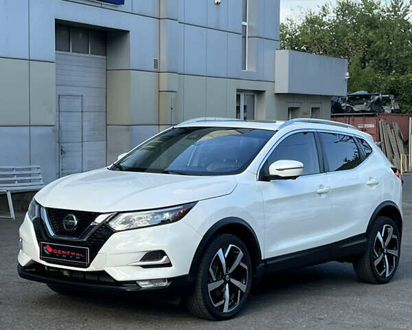 Білий Ніссан Rogue Sport, об'ємом двигуна 2 л та пробігом 32 тис. км за 19400 $, фото 3 на Automoto.ua