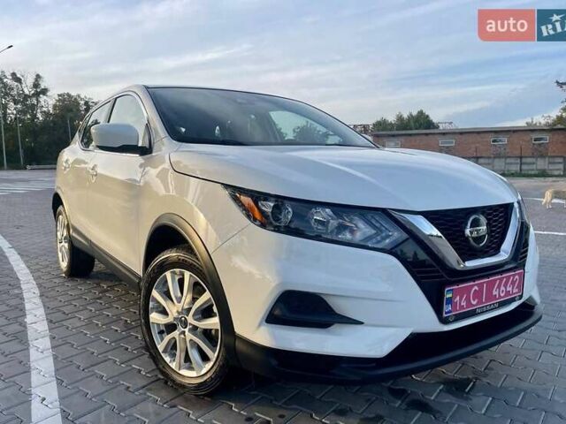 Белый Ниссан Rogue Sport, объемом двигателя 2 л и пробегом 101 тыс. км за 16700 $, фото 27 на Automoto.ua