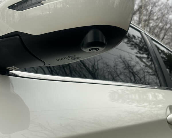 Белый Ниссан Rogue Sport, объемом двигателя 2 л и пробегом 29 тыс. км за 18000 $, фото 24 на Automoto.ua