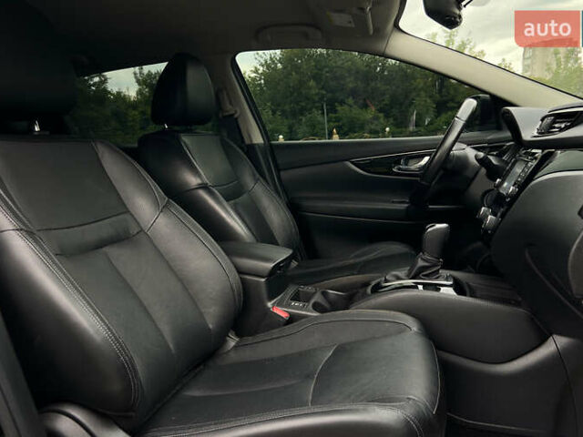 Черный Ниссан Rogue Sport, объемом двигателя 2 л и пробегом 179 тыс. км за 16300 $, фото 21 на Automoto.ua