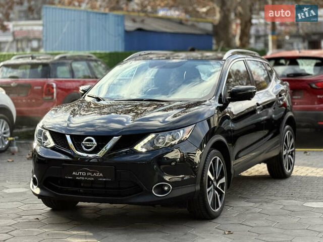 Чорний Ніссан Rogue Sport, об'ємом двигуна 2 л та пробігом 88 тис. км за 16900 $, фото 4 на Automoto.ua
