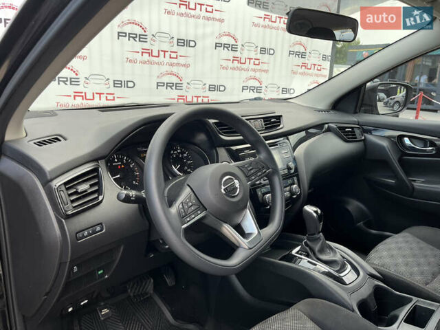 Черный Ниссан Rogue Sport, объемом двигателя 2 л и пробегом 182 тыс. км за 13550 $, фото 10 на Automoto.ua