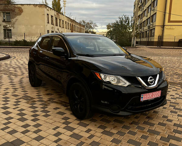 Черный Ниссан Rogue Sport, объемом двигателя 2 л и пробегом 213 тыс. км за 12800 $, фото 2 на Automoto.ua