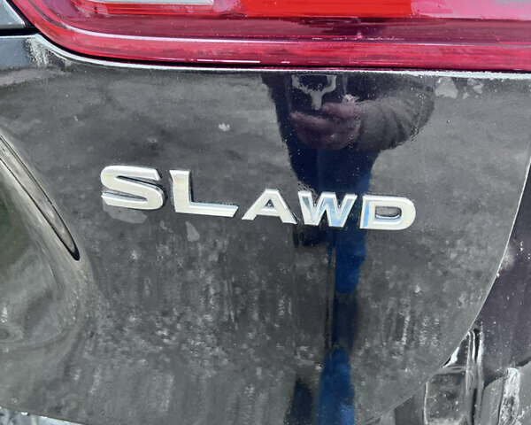 Чорний Ніссан Rogue Sport, об'ємом двигуна 0 л та пробігом 117 тис. км за 12250 $, фото 9 на Automoto.ua