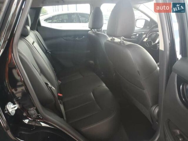 Чорний Ніссан Rogue Sport, об'ємом двигуна 2 л та пробігом 131 тис. км за 2100 $, фото 10 на Automoto.ua