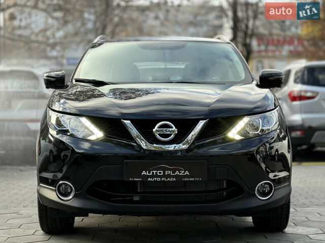 Чорний Ніссан Rogue Sport, об'ємом двигуна 2 л та пробігом 88 тис. км за 16900 $, фото 2 на Automoto.ua