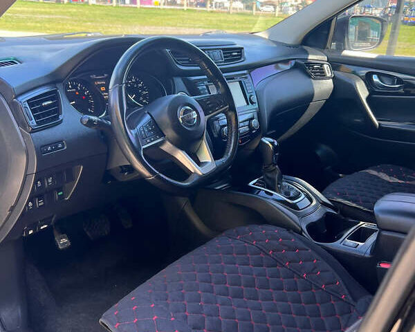 Чорний Ніссан Rogue Sport, об'ємом двигуна 2 л та пробігом 140 тис. км за 13100 $, фото 6 на Automoto.ua