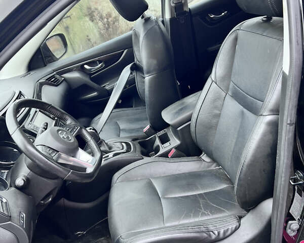 Чорний Ніссан Rogue Sport, об'ємом двигуна 0 л та пробігом 117 тис. км за 12250 $, фото 23 на Automoto.ua