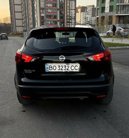 Чорний Ніссан Rogue Sport, об'ємом двигуна 2 л та пробігом 60 тис. км за 12490 $, фото 4 на Automoto.ua