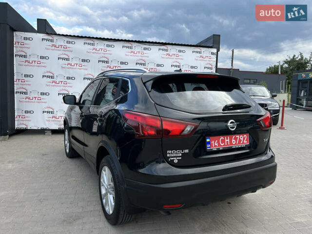 Черный Ниссан Rogue Sport, объемом двигателя 2 л и пробегом 182 тыс. км за 13550 $, фото 5 на Automoto.ua