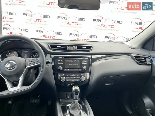 Черный Ниссан Rogue Sport, объемом двигателя 2 л и пробегом 182 тыс. км за 13550 $, фото 17 на Automoto.ua