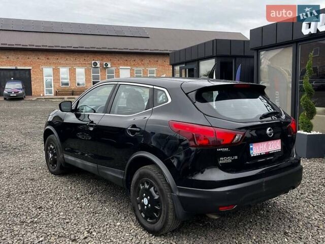 Черный Ниссан Rogue Sport, объемом двигателя 2 л и пробегом 211 тыс. км за 9900 $, фото 3 на Automoto.ua