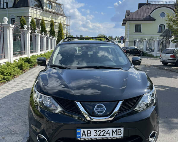 Черный Ниссан Rogue Sport, объемом двигателя 2 л и пробегом 90 тыс. км за 15700 $, фото 3 на Automoto.ua