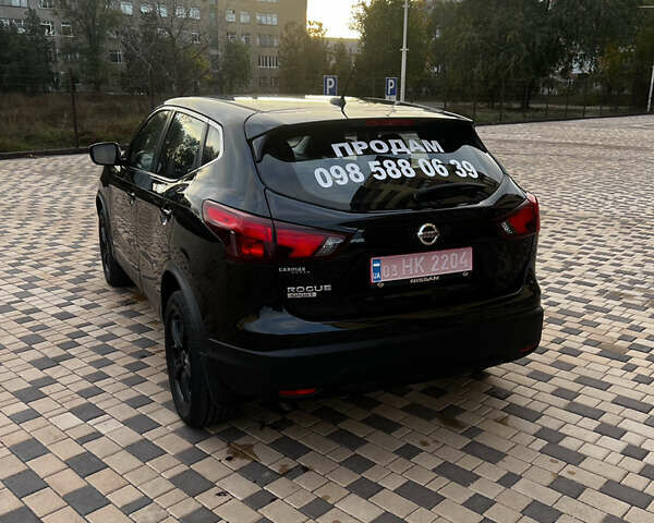 Черный Ниссан Rogue Sport, объемом двигателя 2 л и пробегом 213 тыс. км за 12800 $, фото 5 на Automoto.ua