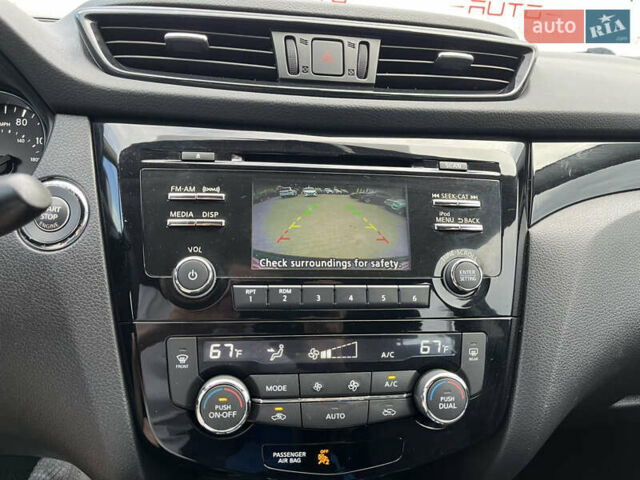 Черный Ниссан Rogue Sport, объемом двигателя 2 л и пробегом 182 тыс. км за 13550 $, фото 18 на Automoto.ua