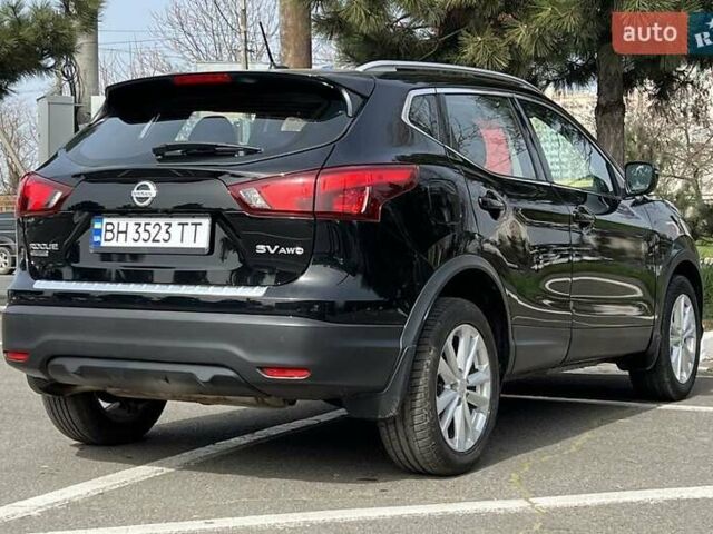 Черный Ниссан Rogue Sport, объемом двигателя 2 л и пробегом 125 тыс. км за 13500 $, фото 4 на Automoto.ua