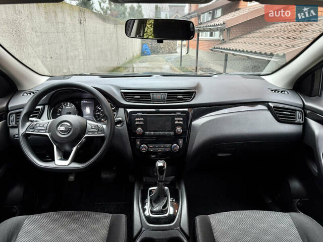 Чорний Ніссан Rogue Sport, об'ємом двигуна 2 л та пробігом 151 тис. км за 13800 $, фото 38 на Automoto.ua