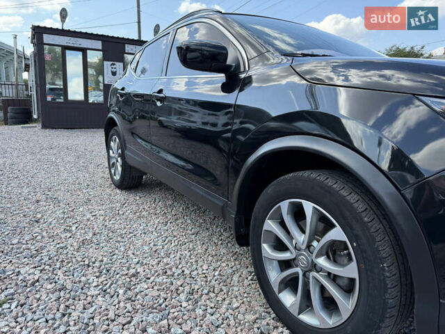 Черный Ниссан Rogue Sport, объемом двигателя 2 л и пробегом 90 тыс. км за 14900 $, фото 13 на Automoto.ua