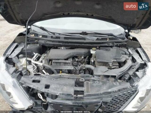 Чорний Ніссан Rogue Sport, об'ємом двигуна 2 л та пробігом 100 тис. км за 13799 $, фото 8 на Automoto.ua