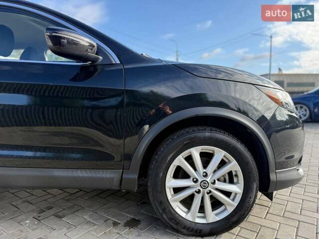 Черный Ниссан Rogue Sport, объемом двигателя 2 л и пробегом 219 тыс. км за 11700 $, фото 7 на Automoto.ua