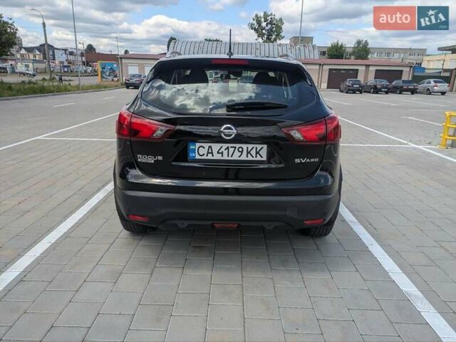 Черный Ниссан Rogue Sport, объемом двигателя 2 л и пробегом 93 тыс. км за 14800 $, фото 4 на Automoto.ua