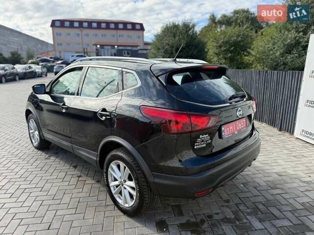 Черный Ниссан Rogue Sport, объемом двигателя 2 л и пробегом 219 тыс. км за 11700 $, фото 3 на Automoto.ua