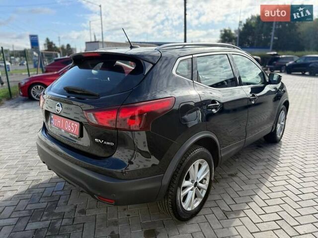 Черный Ниссан Rogue Sport, объемом двигателя 2 л и пробегом 219 тыс. км за 11700 $, фото 2 на Automoto.ua