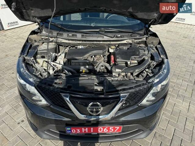 Черный Ниссан Rogue Sport, объемом двигателя 2 л и пробегом 219 тыс. км за 11700 $, фото 17 на Automoto.ua