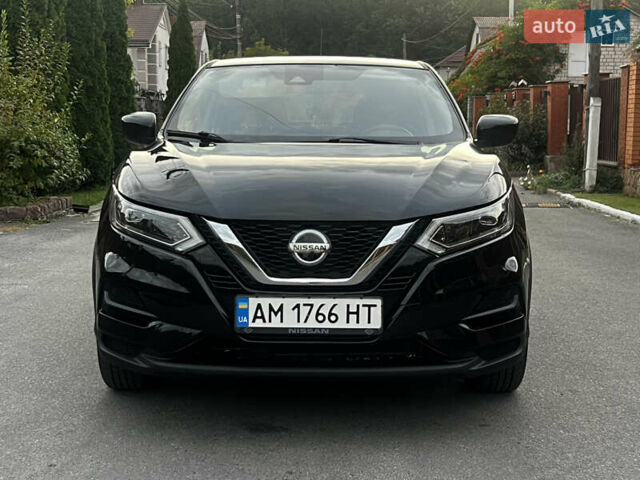 Чорний Ніссан Rogue Sport, об'ємом двигуна 2 л та пробігом 64 тис. км за 16700 $, фото 1 на Automoto.ua