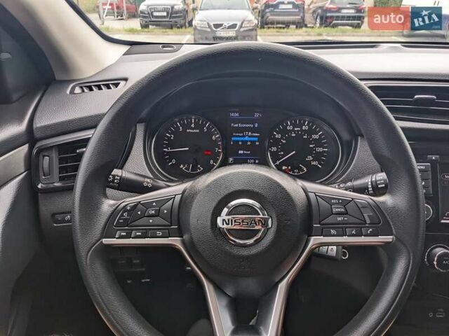 Черный Ниссан Rogue Sport, объемом двигателя 2 л и пробегом 123 тыс. км за 14500 $, фото 2 на Automoto.ua