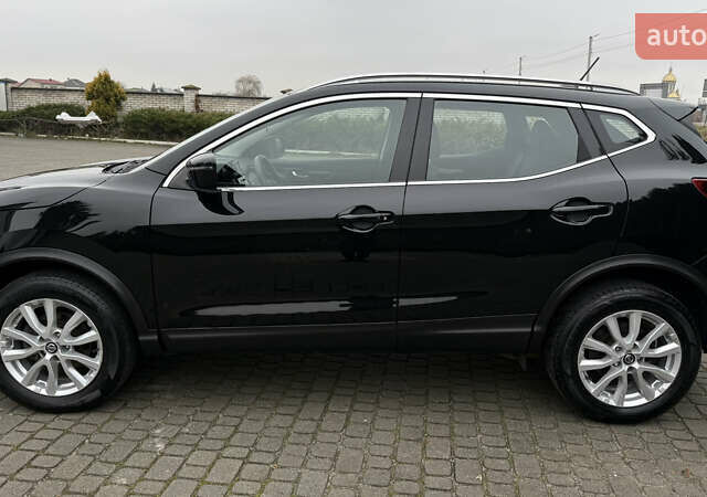 Черный Ниссан Rogue Sport, объемом двигателя 2 л и пробегом 70 тыс. км за 14450 $, фото 9 на Automoto.ua