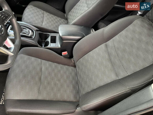 Черный Ниссан Rogue Sport, объемом двигателя 2 л и пробегом 84 тыс. км за 17300 $, фото 25 на Automoto.ua