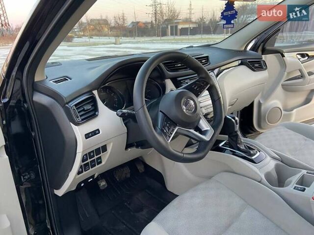 Черный Ниссан Rogue Sport, объемом двигателя 2 л и пробегом 83 тыс. км за 17350 $, фото 52 на Automoto.ua