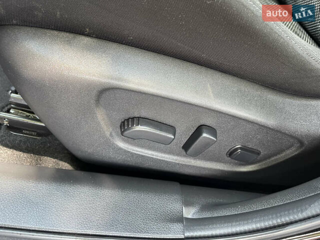 Черный Ниссан Rogue Sport, объемом двигателя 2 л и пробегом 84 тыс. км за 17300 $, фото 28 на Automoto.ua