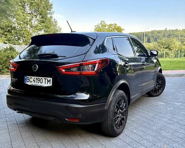 Черный Ниссан Rogue Sport, объемом двигателя 2 л и пробегом 138 тыс. км за 14600 $, фото 15 на Automoto.ua