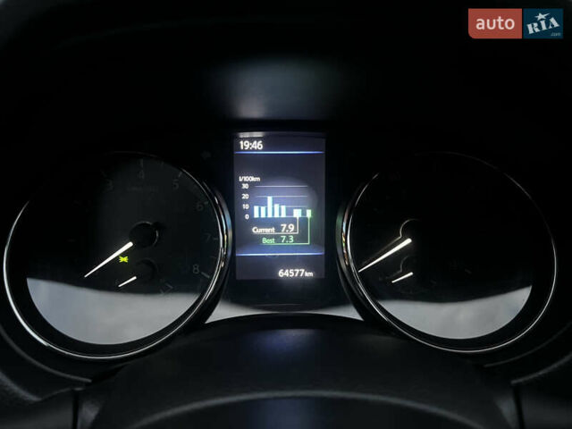 Чорний Ніссан Rogue Sport, об'ємом двигуна 2 л та пробігом 64 тис. км за 16700 $, фото 16 на Automoto.ua