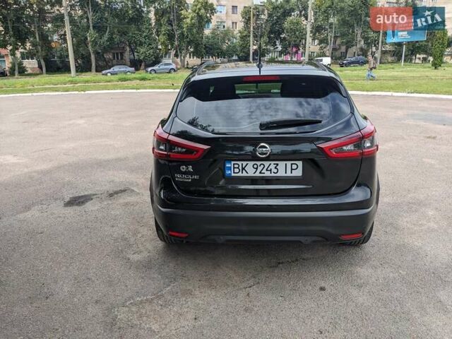 Черный Ниссан Rogue Sport, объемом двигателя 2 л и пробегом 123 тыс. км за 14500 $, фото 9 на Automoto.ua
