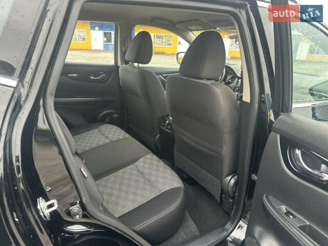 Черный Ниссан Rogue Sport, объемом двигателя 2 л и пробегом 69 тыс. км за 15800 $, фото 18 на Automoto.ua