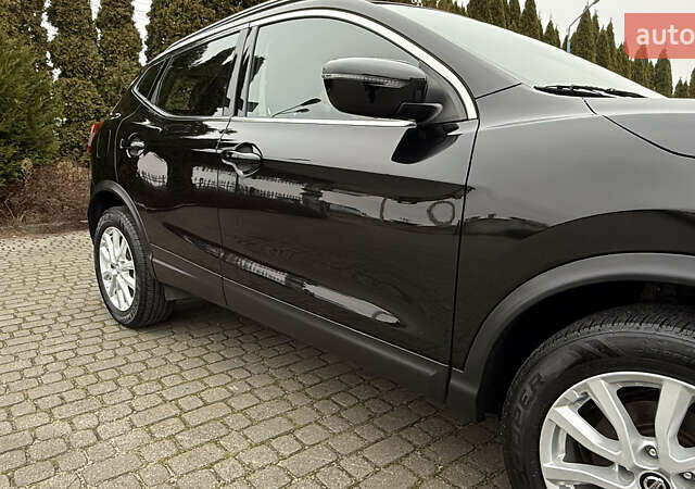 Черный Ниссан Rogue Sport, объемом двигателя 2 л и пробегом 70 тыс. км за 14450 $, фото 11 на Automoto.ua