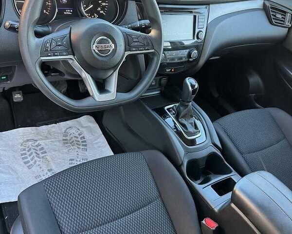 Черный Ниссан Rogue Sport, объемом двигателя 2 л и пробегом 76 тыс. км за 15600 $, фото 13 на Automoto.ua
