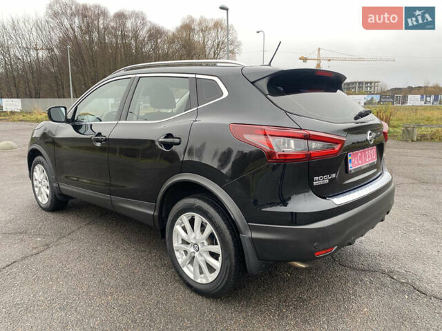 Черный Ниссан Rogue Sport, объемом двигателя 2 л и пробегом 125 тыс. км за 14450 $, фото 17 на Automoto.ua