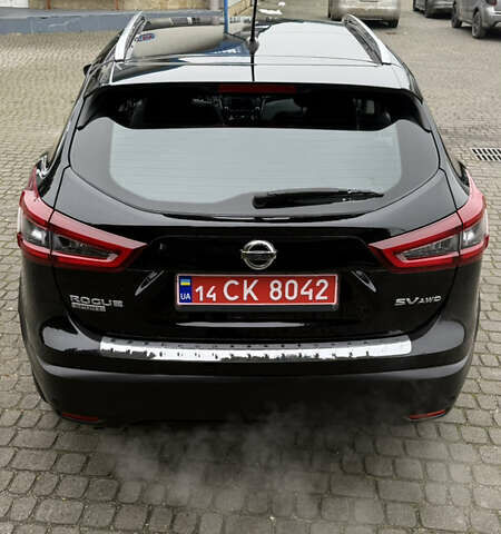 Черный Ниссан Rogue Sport, объемом двигателя 2 л и пробегом 70 тыс. км за 14450 $, фото 13 на Automoto.ua