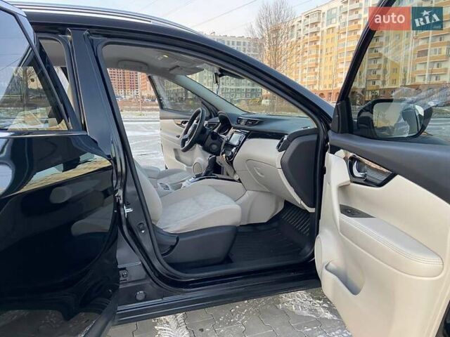 Черный Ниссан Rogue Sport, объемом двигателя 2 л и пробегом 83 тыс. км за 17350 $, фото 43 на Automoto.ua