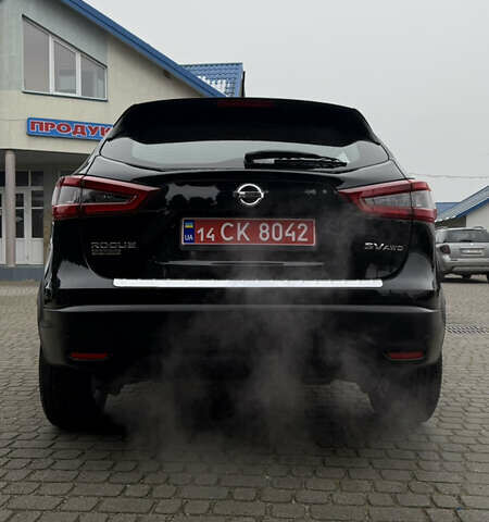 Черный Ниссан Rogue Sport, объемом двигателя 2 л и пробегом 70 тыс. км за 14450 $, фото 17 на Automoto.ua