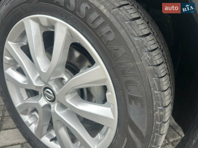 Черный Ниссан Rogue Sport, объемом двигателя 2 л и пробегом 69 тыс. км за 15800 $, фото 23 на Automoto.ua