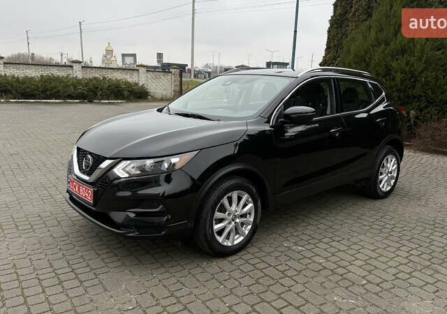 Черный Ниссан Rogue Sport, объемом двигателя 2 л и пробегом 70 тыс. км за 14450 $, фото 5 на Automoto.ua