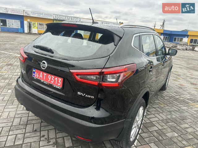 Черный Ниссан Rogue Sport, объемом двигателя 2 л и пробегом 69 тыс. км за 15800 $, фото 7 на Automoto.ua